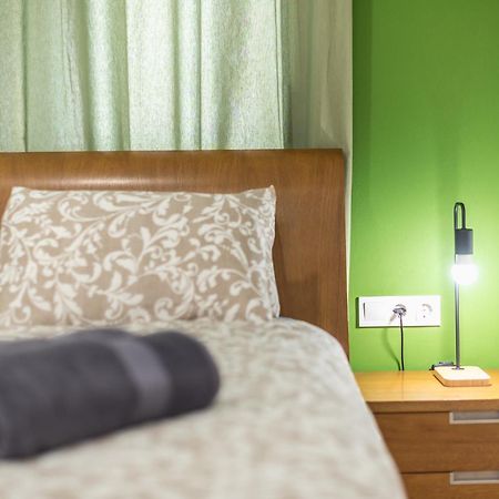 Stylish Luxury Apartment At Ampelokipi Metro Station Афины Экстерьер фото