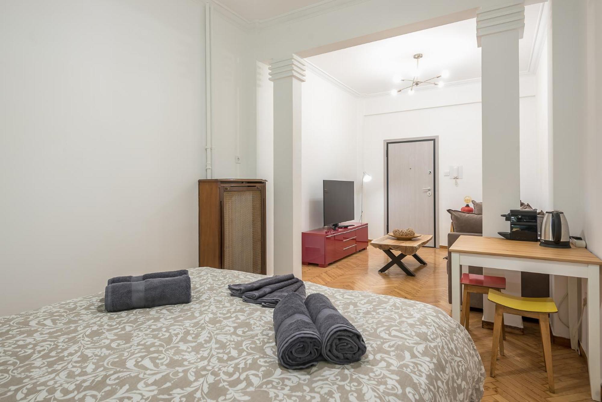 Stylish Luxury Apartment At Ampelokipi Metro Station Афины Экстерьер фото