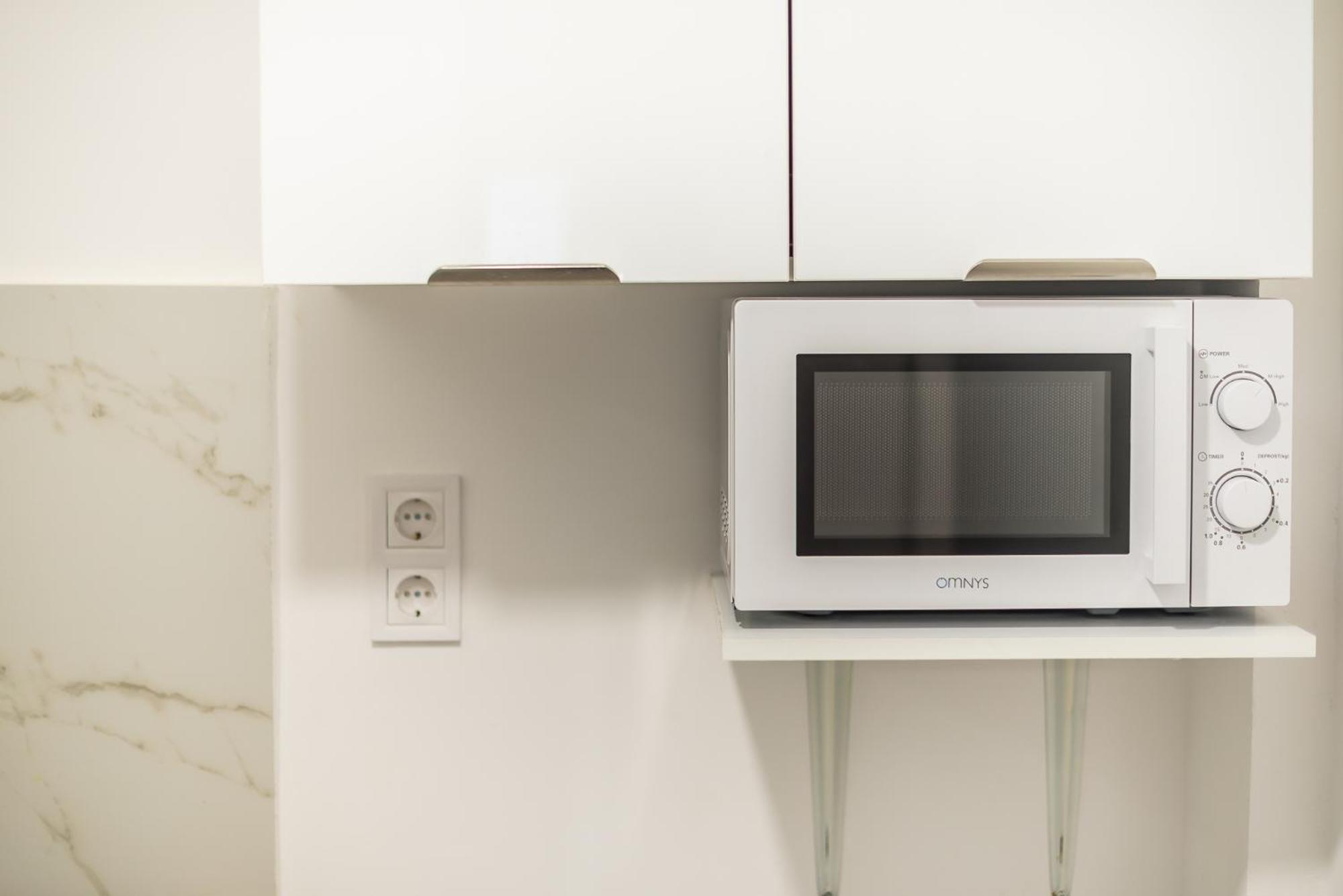 Stylish Luxury Apartment At Ampelokipi Metro Station Афины Экстерьер фото