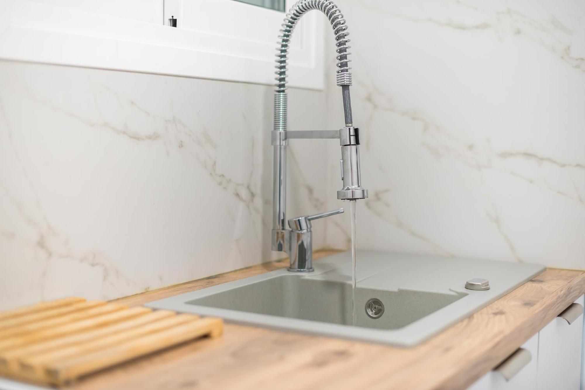 Stylish Luxury Apartment At Ampelokipi Metro Station Афины Экстерьер фото