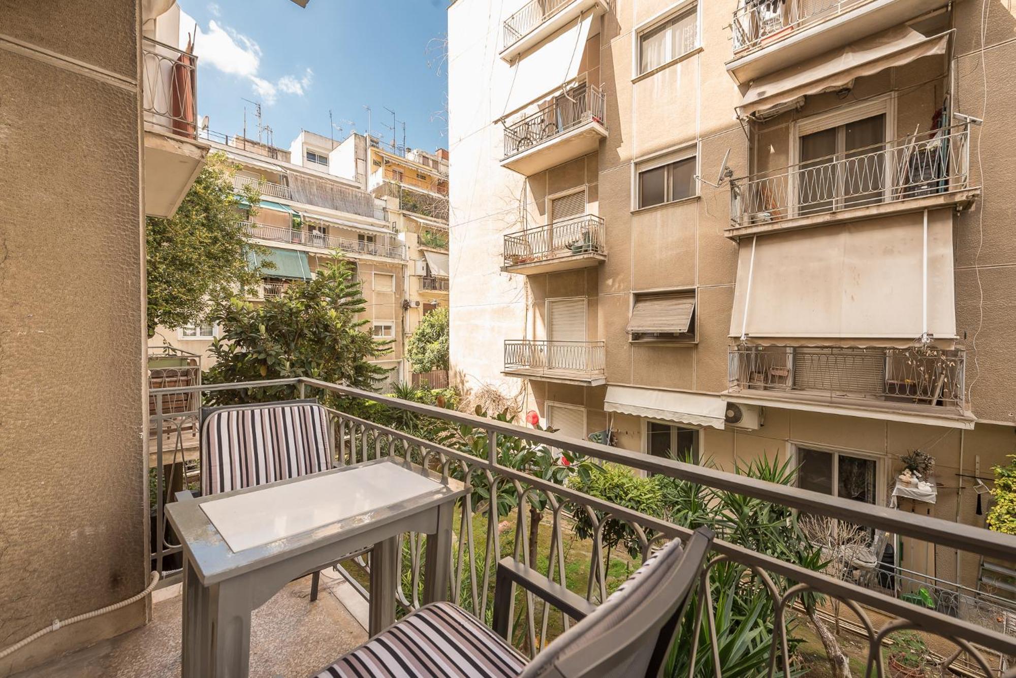 Stylish Luxury Apartment At Ampelokipi Metro Station Афины Экстерьер фото